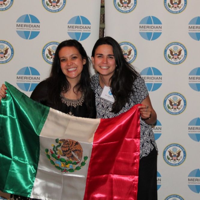 YLAI pilot fellows Sofia & Claudia, representing Mexico