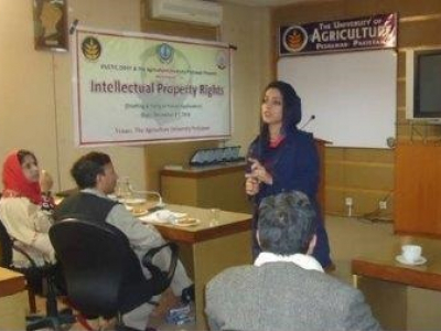 Professor Hina Allauddin Addresses Peshawar University Colleagues on Intellectual Property Law