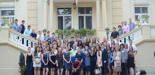 YLPCE 2012 alumni and 2013 participants celebrate at the US Ambassador to Serbia, Michael Kirby's, residence.