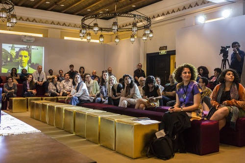 Visitors of Art Dubai 2014 attend a discussion session as part of the Global Art Forum /Courtesy of Art Dubai. 