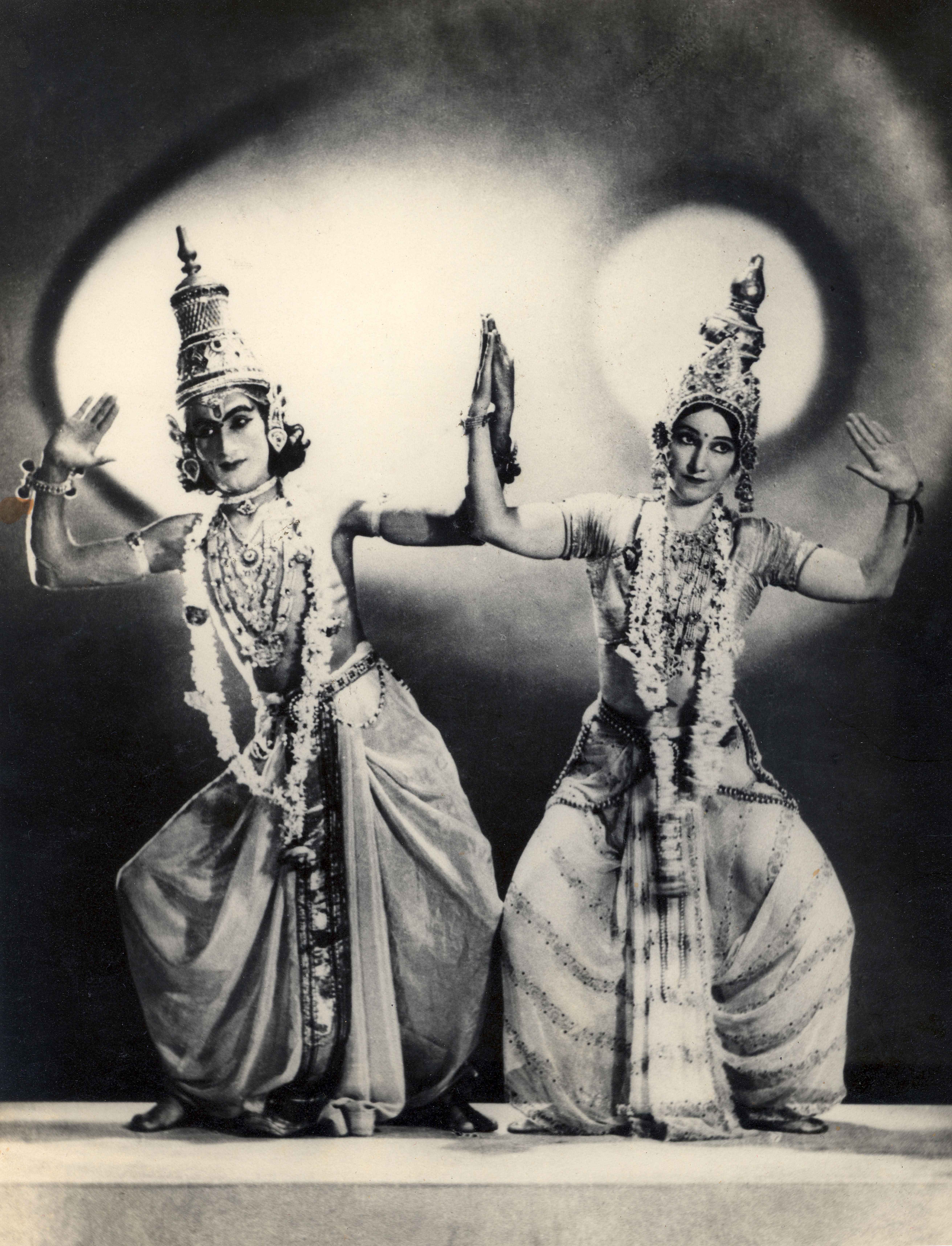 Esther Sherman (right), known as Ragini Devi, and Guru Gopinath performing the Lakshmi Narayan Dance, c. 1933 Bombay, Maharashtra 